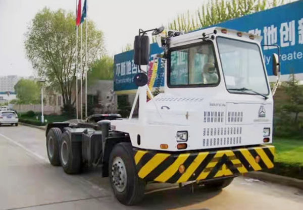 WG1500139001   制冷压缩机(多楔带)   Compressor (multi wedge belt)   SINOTRUK   HV30   Wharf car